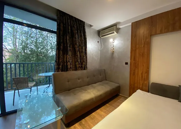 Sapphire 202 Sunny Apartment