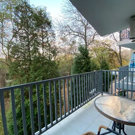 Sapphire 202 Sunny Napospart