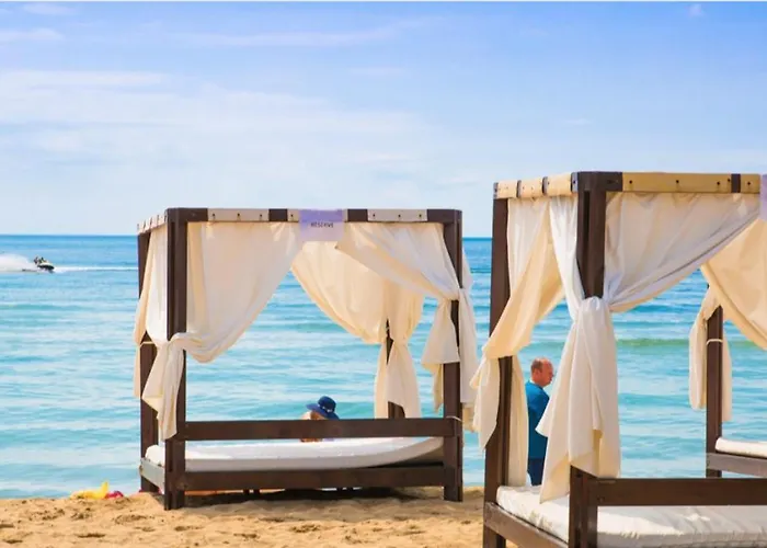 Sapphire 202 Sunny Апартаменти *